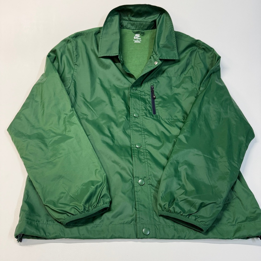 Nike Retro Sportswear Mens Size Medium‎ Green Coach Jacket  Water Resistant